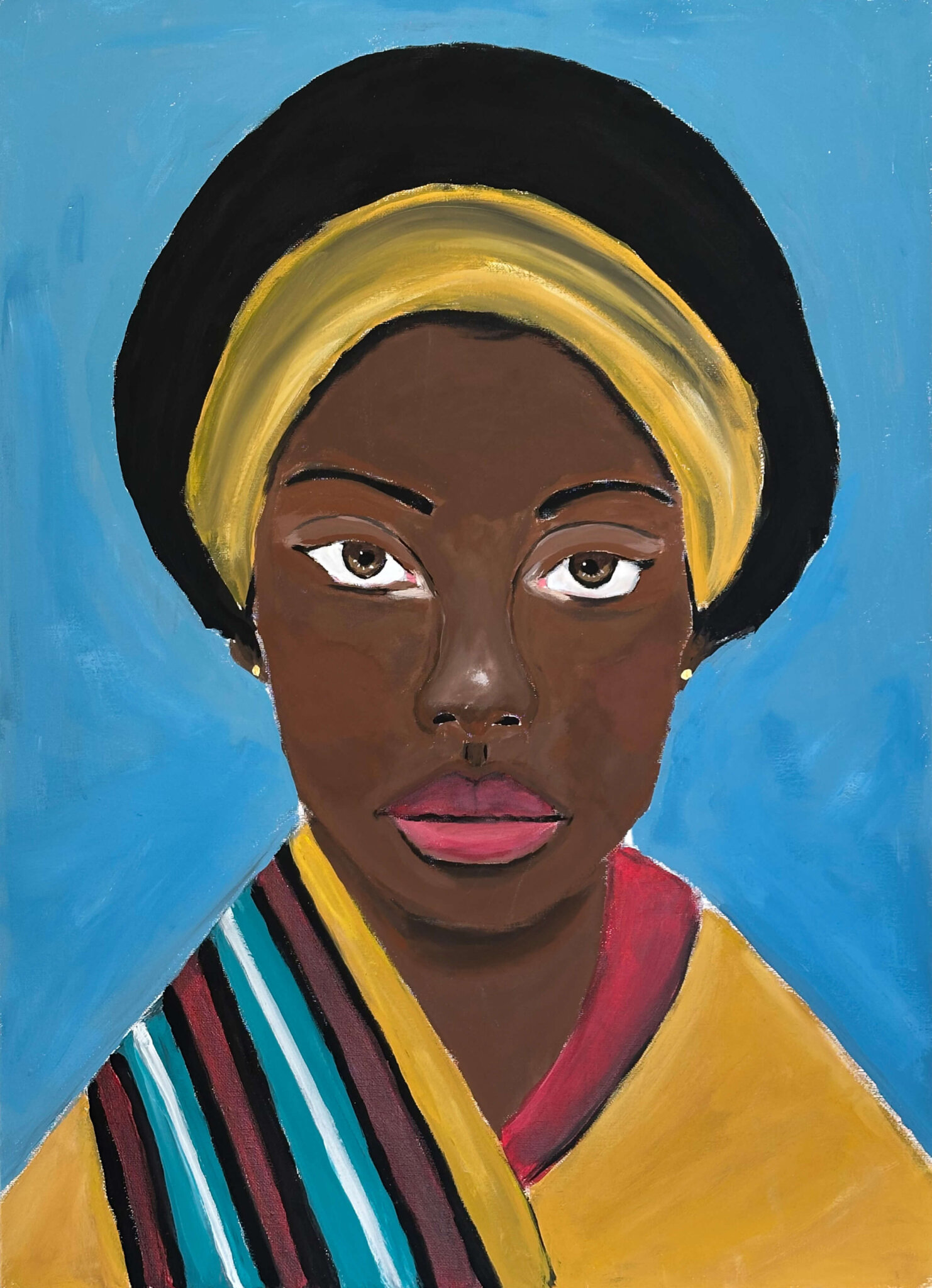 Porträt einer Fraumit dunkler Hautfarbe in traditioneller Kleidung.